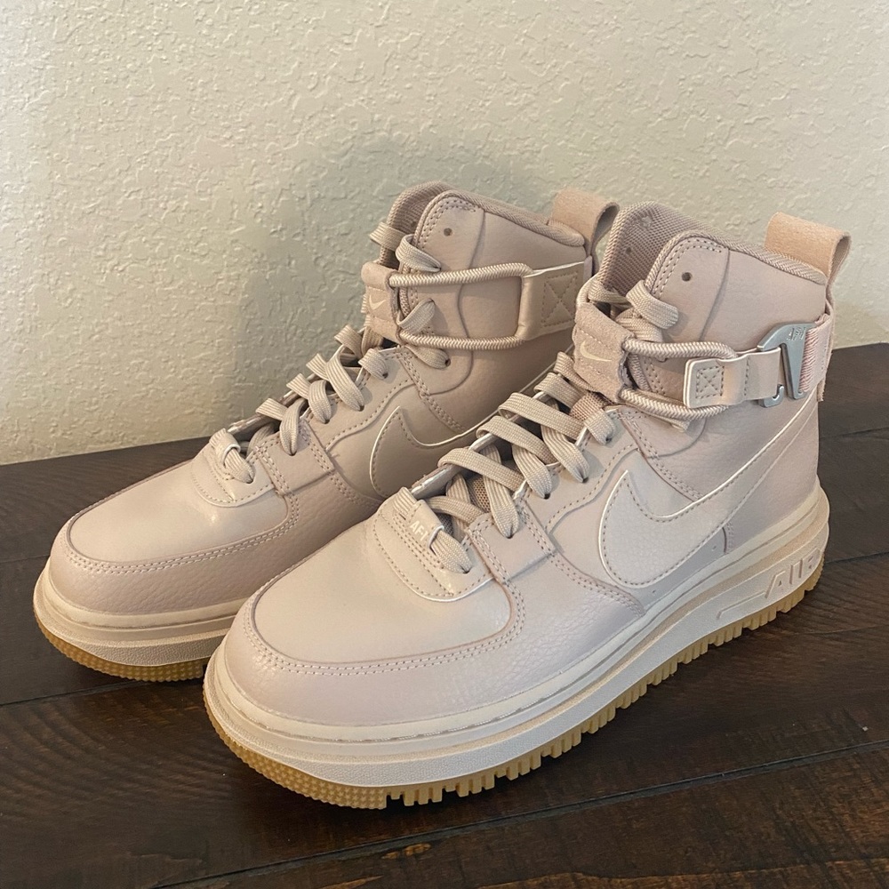 Nike Air Force 1 High Utility Arctic Pink